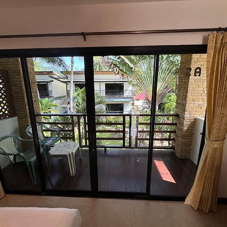 Noble House Beach Resort Koh Lanta Bagian luar foto