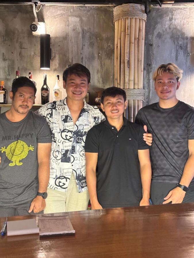 Noble House Beach Resort Koh Lanta Bagian luar foto