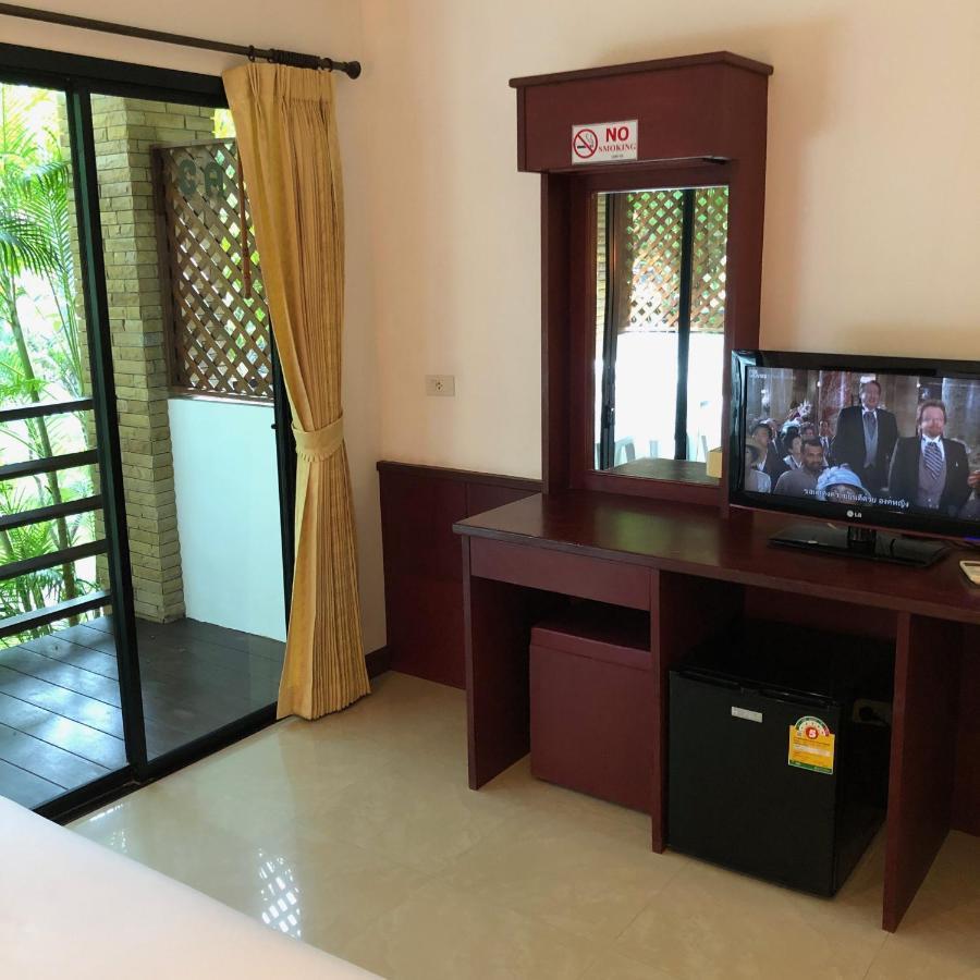 Noble House Beach Resort Koh Lanta Bagian luar foto