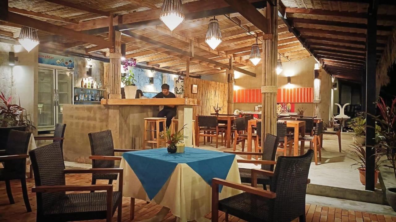 Noble House Beach Resort Koh Lanta Bagian luar foto