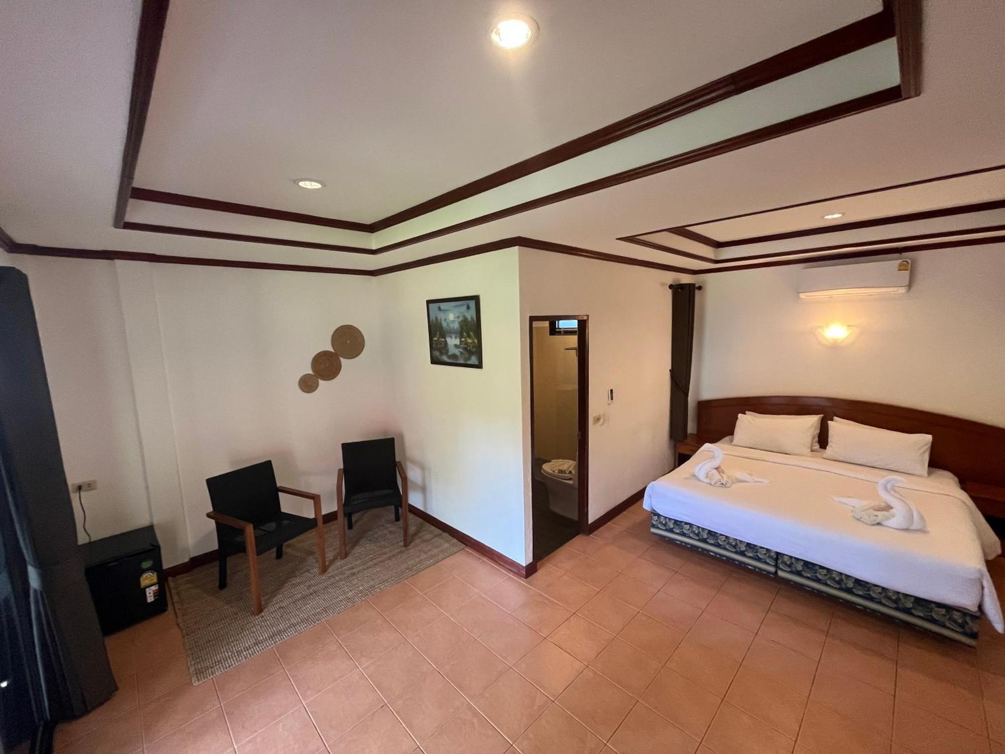 Noble House Beach Resort Koh Lanta Bagian luar foto