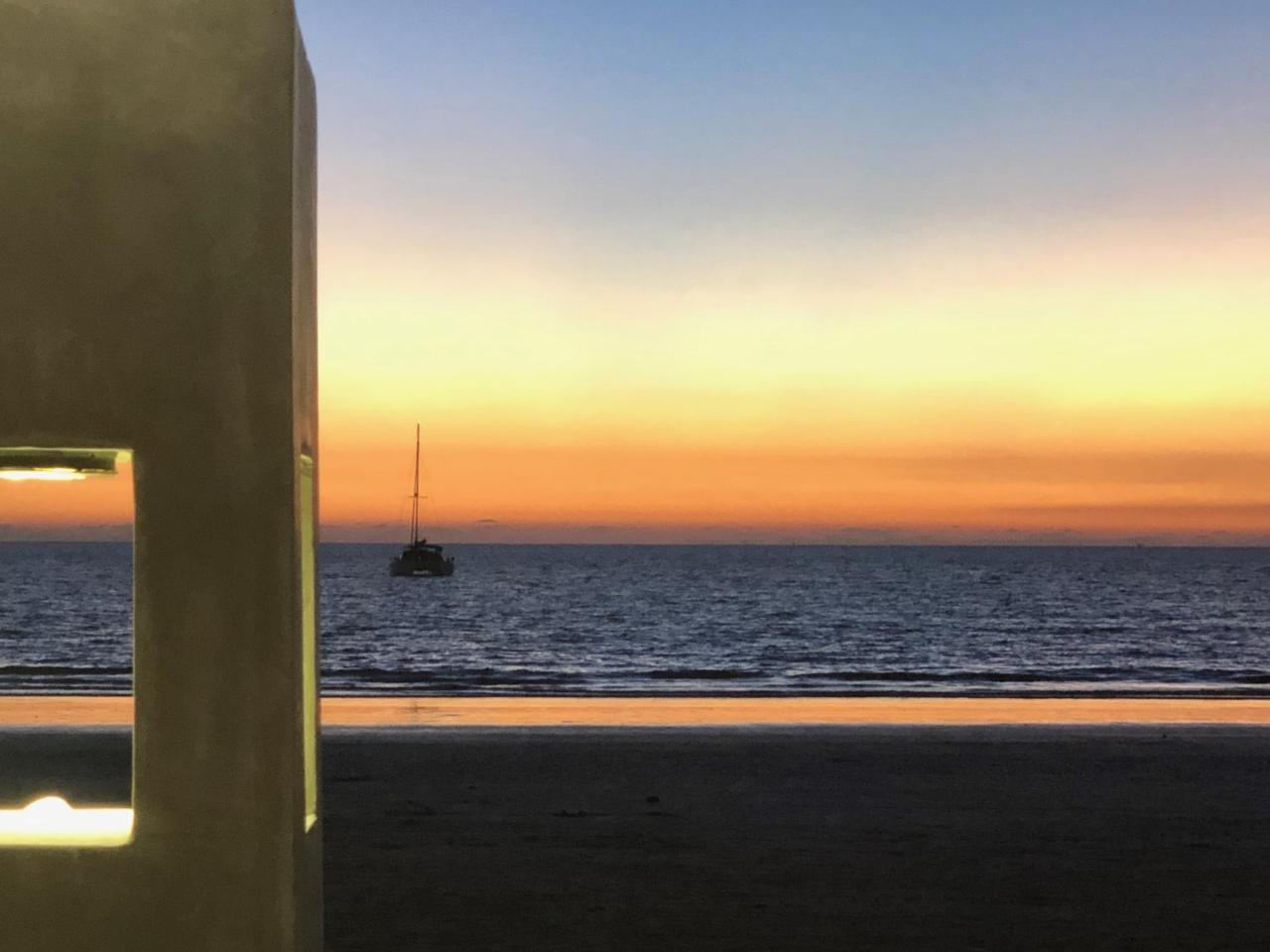Noble House Beach Resort Koh Lanta Bagian luar foto